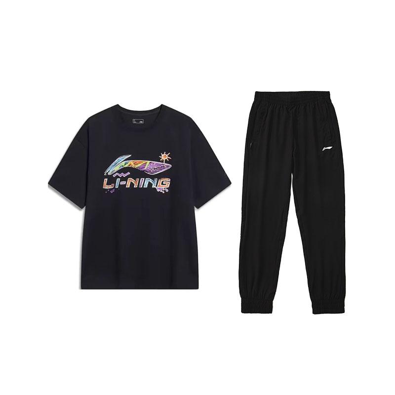 

Li-Ning Weekend Youth Letter Print Loose Fit Crew Neck Short Sleeve T-Shirt And Breathable Knitted Long Pants Casual Sports Set AHSU745-1+AYKR465-1 S