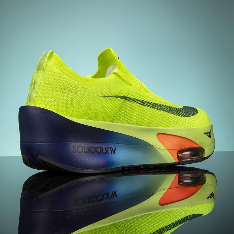 2025 New Men's Sports Shoes Cushioning Non-Slip Flat Wear Resistant Sneakers Mesh Breathable Platform Soft Running Shoes for Man