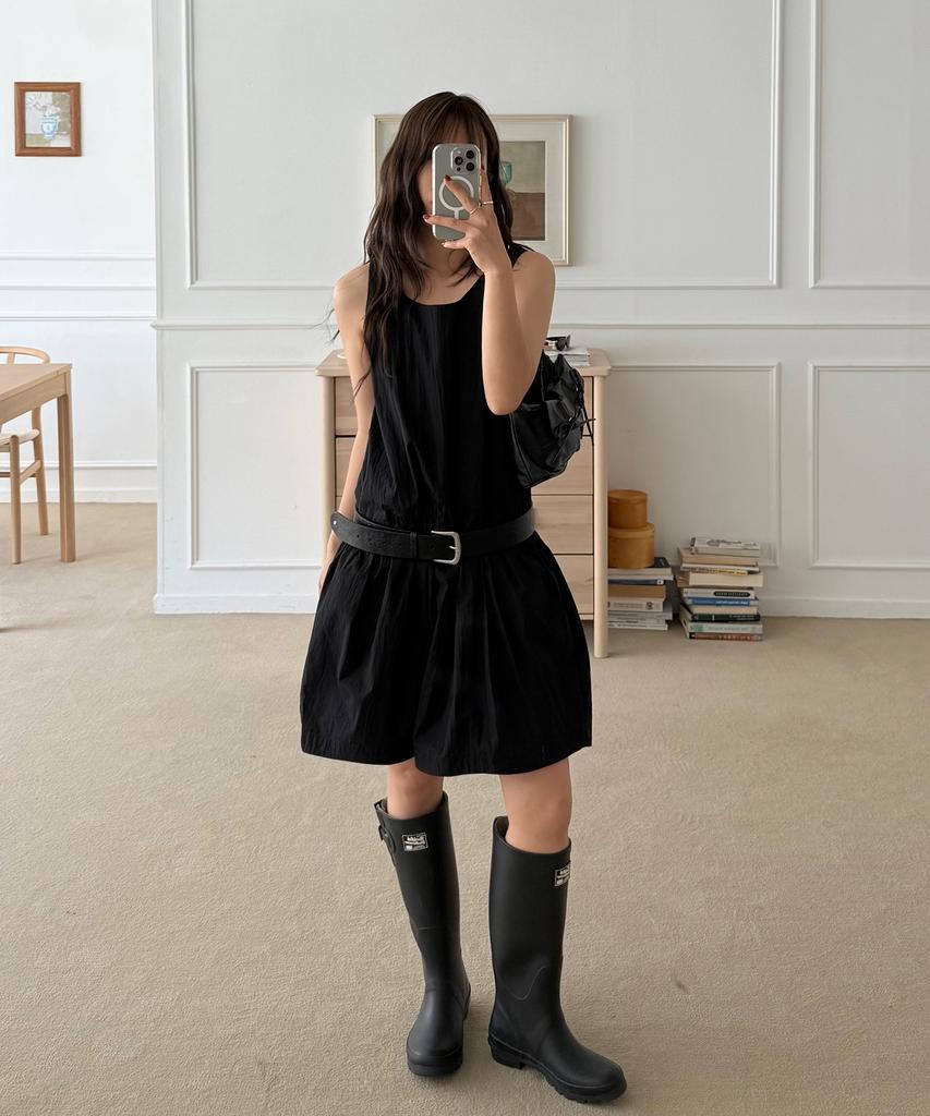 Plack Woman Summer Sleeveless Shirred Dress Black