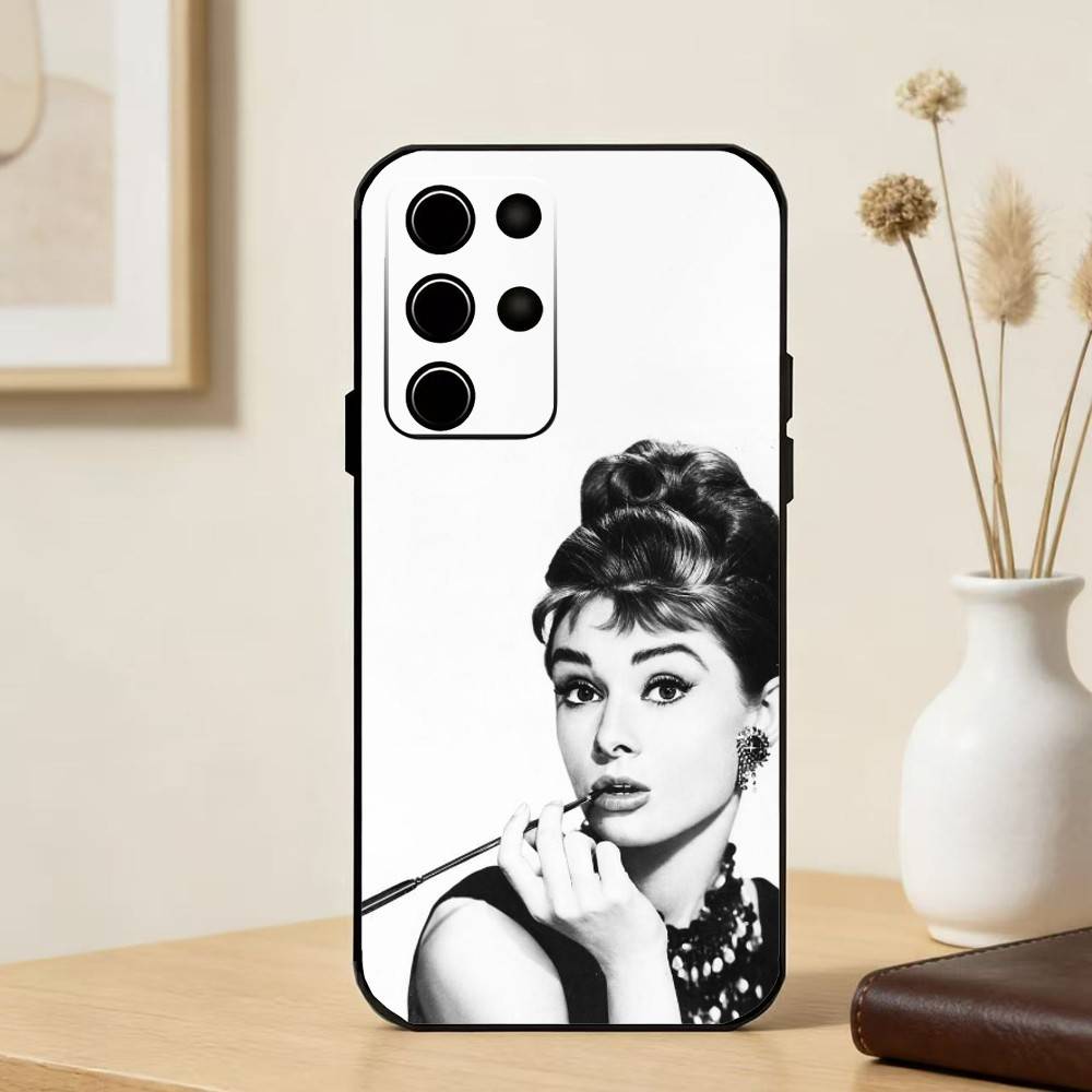 A-Audrey H-Hepburn Super Actor Phone Case For Samsung S25,S24,S21,S22,S23,S30,Ultra,S20,Plus,Fe,Note,5G Black Cover