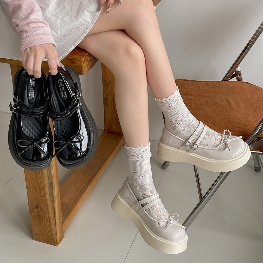 Fashion French retro shallow mouth platform single shoes women's 2025 new summer skirt versatile Mary Jane small leather shoes