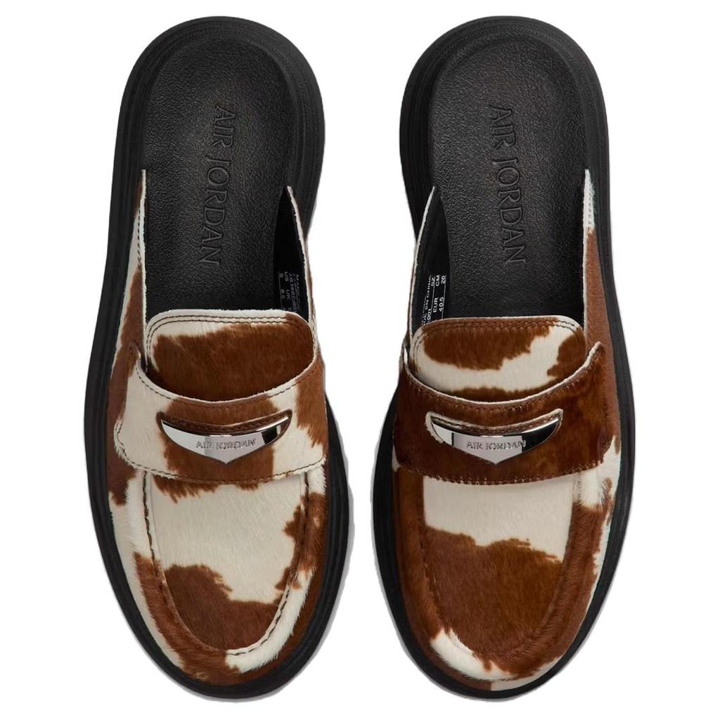 Jordan Papuci Air Jordan Mule Rezistenți la Abraziune cu Vârf Închis pentru Femei Negru Alb Maro Jordan IB1497-001