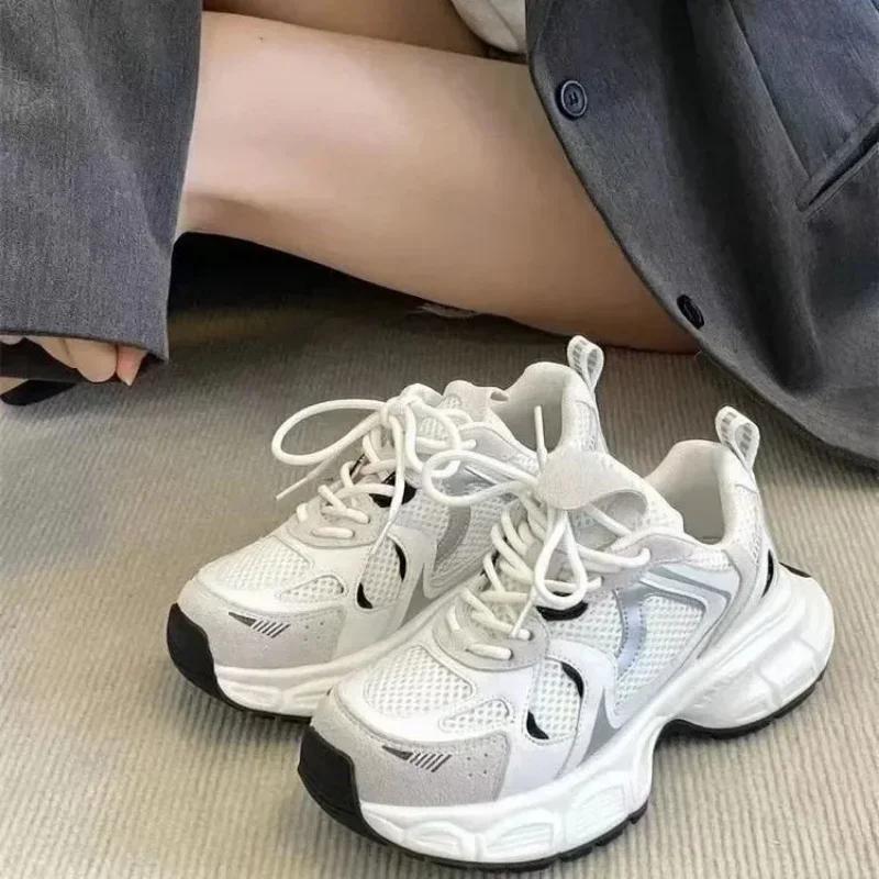 Lightweight Sports Running Shoes for Women 2026 Spring New Mesh Campus Style Daddy All-match Casual Trendy Shoes