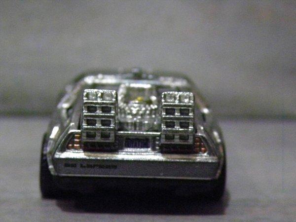 Hot Wheels Back To the Future Time Machine BTTF ZAMAC Loose Premium Model Metal Chassis Real Riders DELOREAN