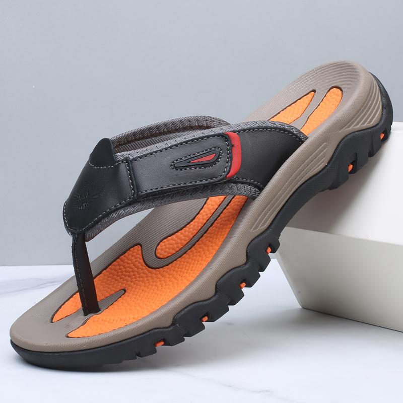 Fashion Summer Outdoor Flip Flops Simple Men Casual Sandals Anti Slip Wear-resisting Slippers Beach Shoes Fashion Male Walking Half Drag