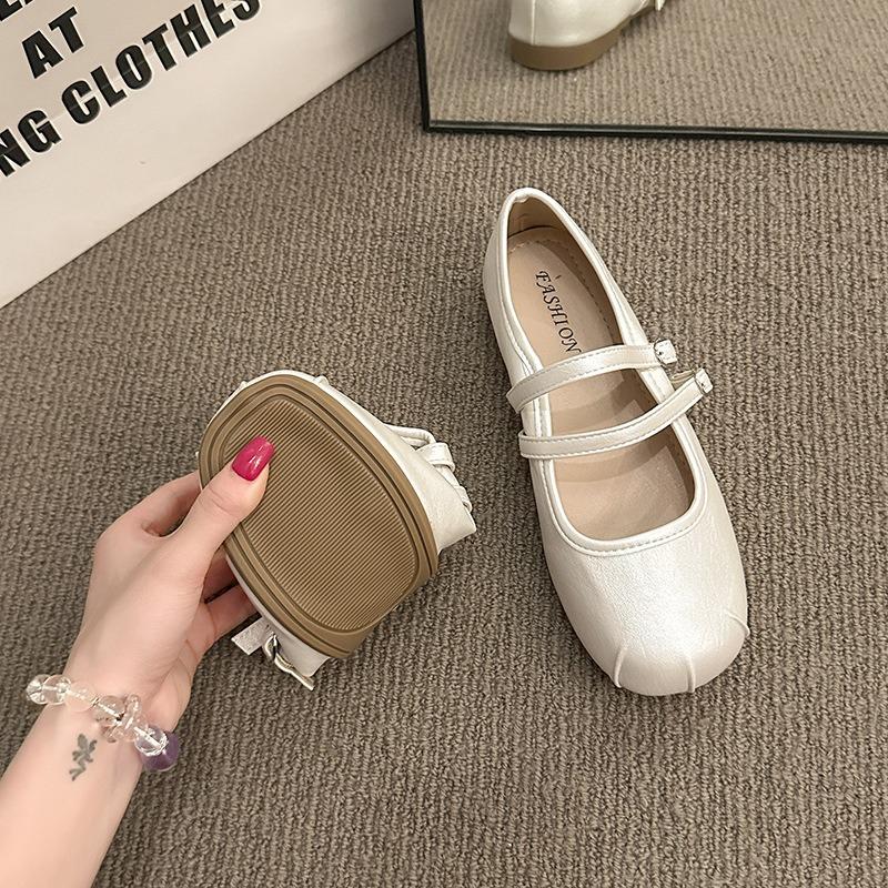 Sheepskin version~ Summer flat-bottomed round-headed beanie shoes, lazy shoes, retro Mary Jane women's single shoes
