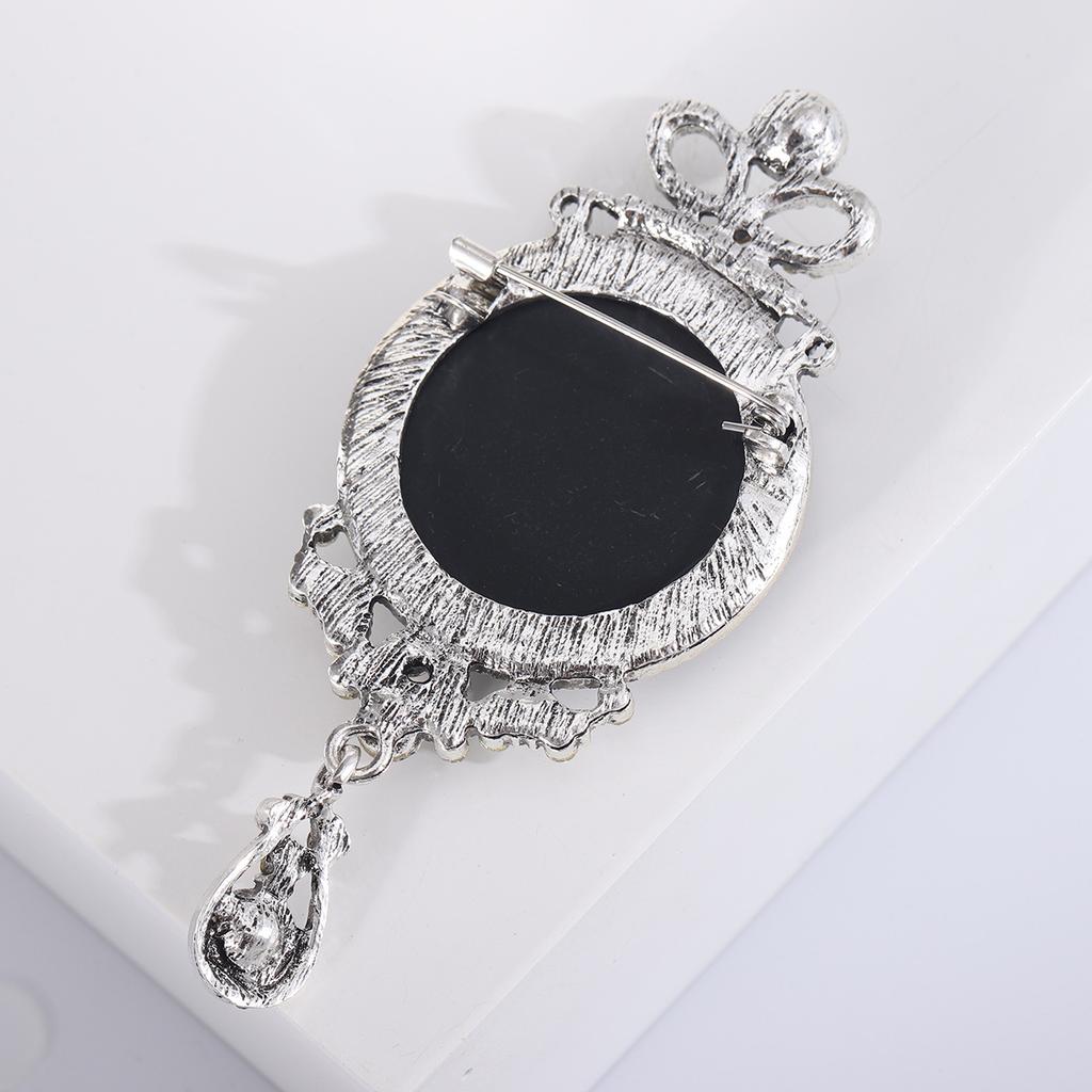 Vintage Lady Head Badge for Women Rhinestone Classic Girl Figure Party Office Brooch Pin Jewelry Gift