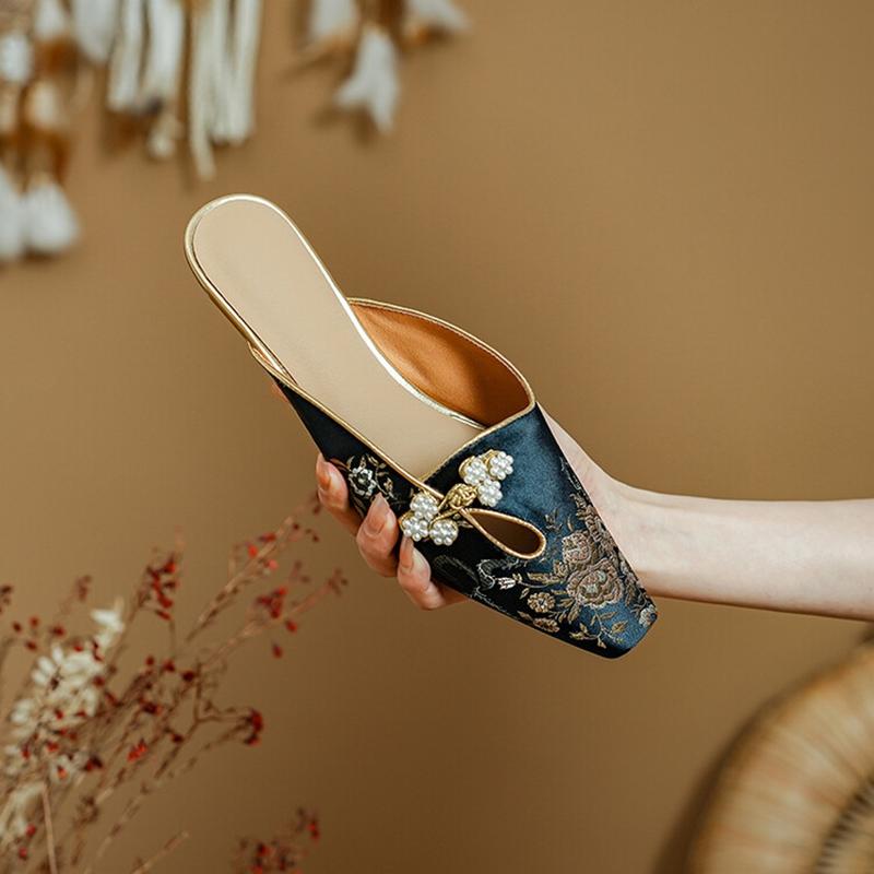 Fashion NEW Summer Women Mules Cotton Fabric Shoes for Women Square Toe Low Heel Slippers Cover Toe Slingback Sandals Embroidery Shoes