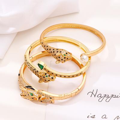 Personalized Hip-hop Fashion Classic Atmospheric Spirit Snake Bracelet As a Gift for Girlfriend