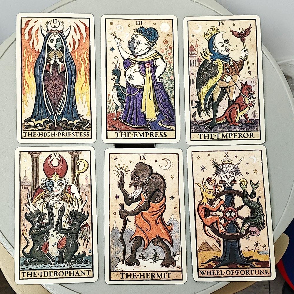 Trionfi Della Luna Tarot 10.3*6cm - Fully Illustrated 78-card Tarot Deck Inspired By Marseilles Style Tarot