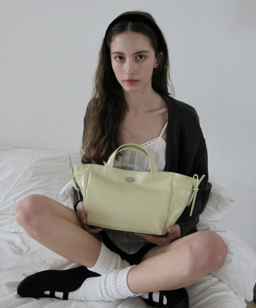 Dumaro Bana Tote Bag / Cream