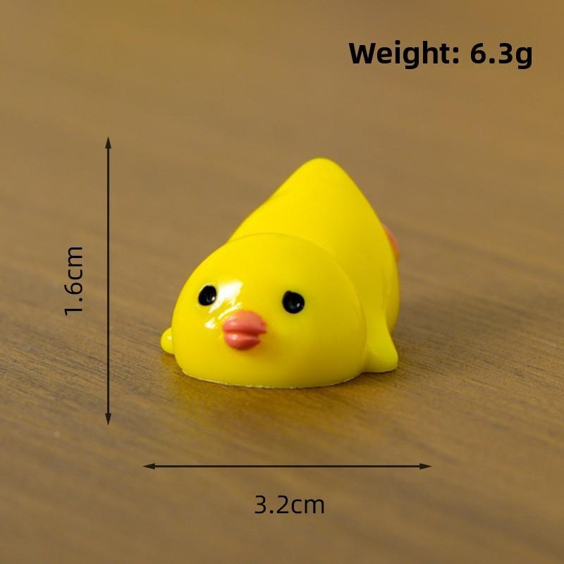 Resin Craft Duck Figurine Creative Desk Ornament With Unique Design For Living Room Decor