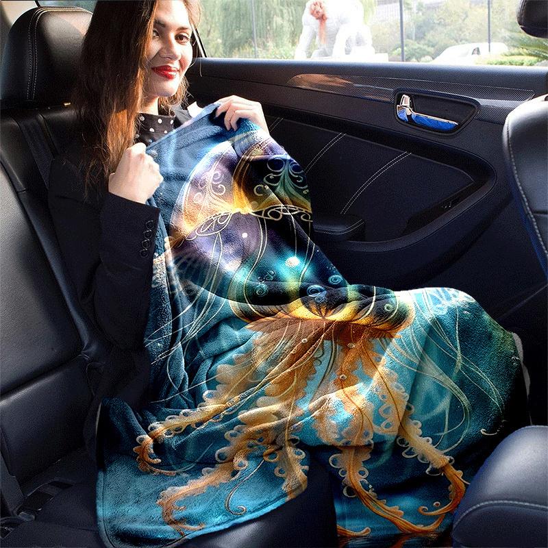 1pc Jellyfish Printing Lightweight Flannel Blanket, Comfortable and Warm Blanket, for Camping Sofa Bed and Couch Office, In All Seasons