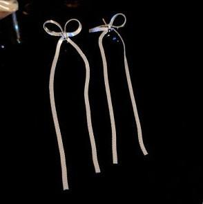 Silver Needle Korean Diamond Bow Earrings Versatile Fashion Temperament Earrings Niche Design Earrings Light Luxury Premium Sense