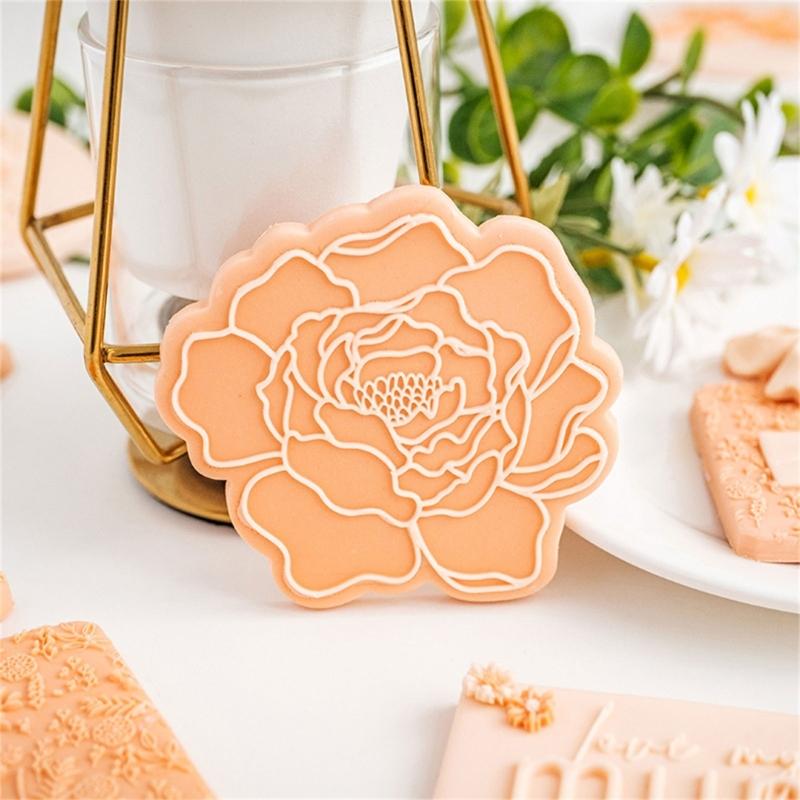 Mother's Day Fondant Mold Cookie Embossing Mould Easy Releases Plastic Cake Decorating Tool for Baking Enthusiasts