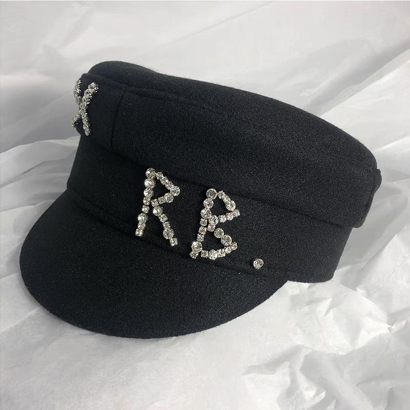 

Designer Brand Wool Newsboy caps Women Diamond Letter Flat Top Cap Solid Color Militray Hat Fashion Streetwear Navy Hat чёрный