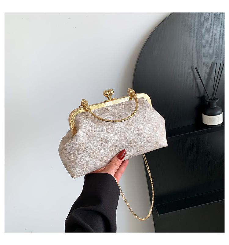 Women's 2025 Korean Style Casual Fashion Crossbody Shell Handbag with Chain Strap