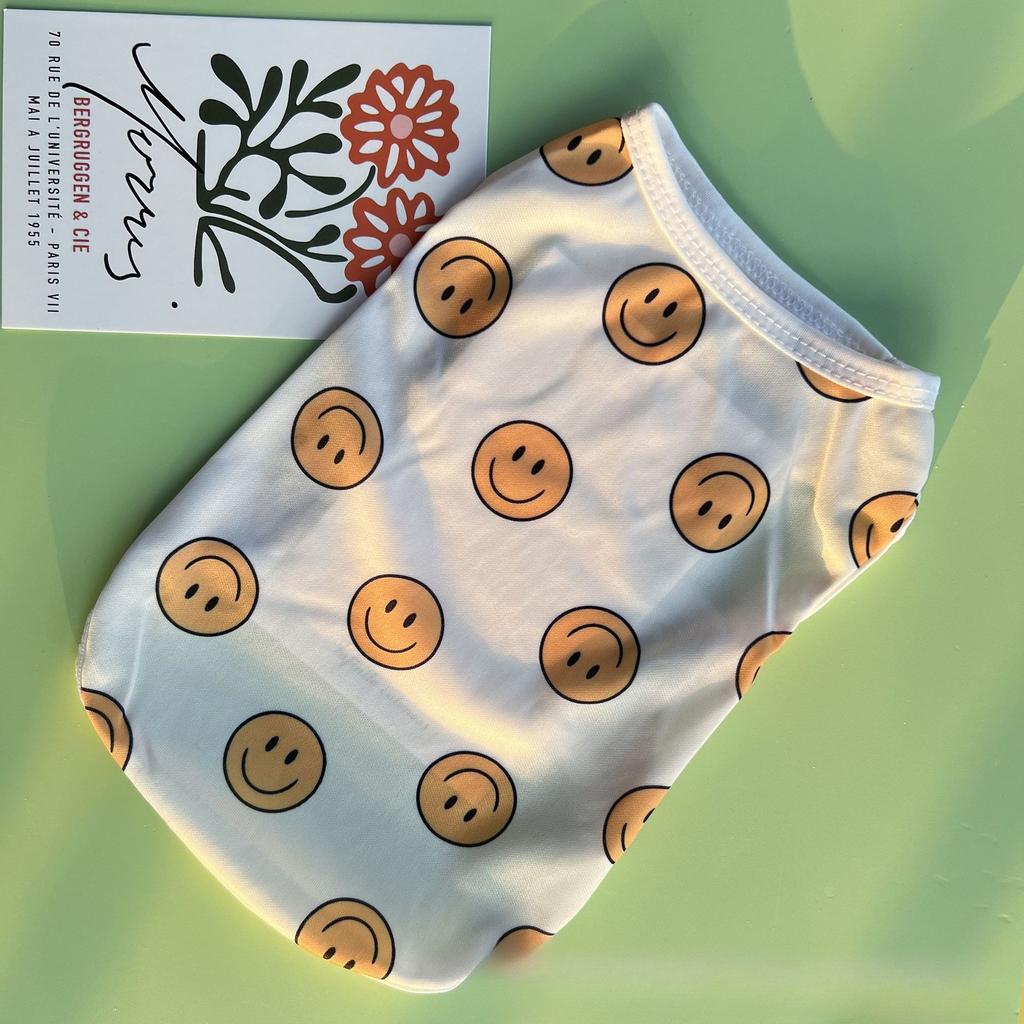 Nové stylové tílka pro psy na jaro, léto a podzim. Oblečení pro malé až středně velké psy. Oblečení pro mazlíčky - Pomeranian a Buldok. Prodyšný.