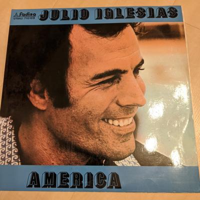 LP Record JULIO IGLESIAS  America 710109 FADISA Non Japan Latin Used