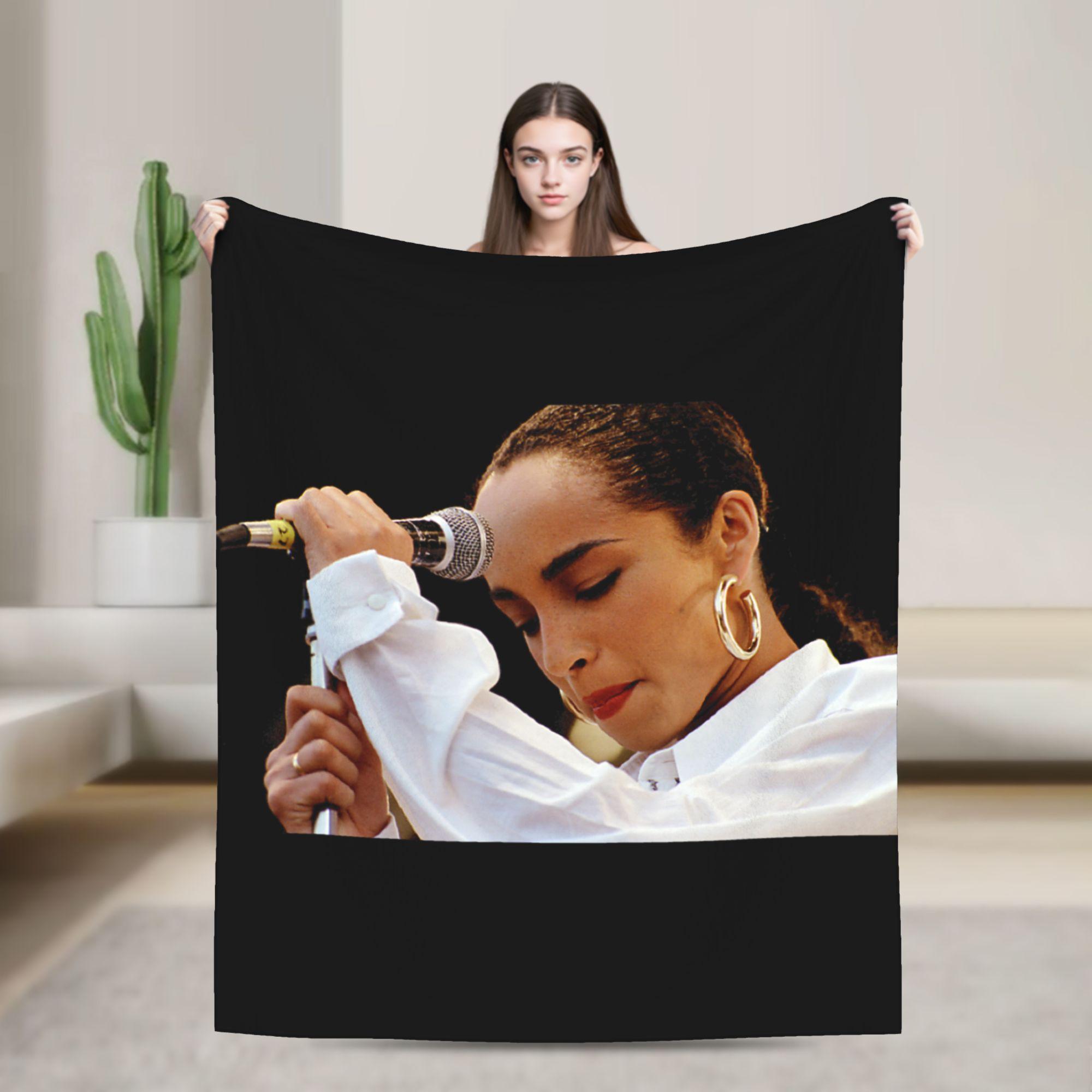 

Sade Diamond Singer Tour Blanket Super Soft Pattern Plush Throw Blanket For Girls Boys Home Decor Flannel Bedspread Bed Cover 75x100cm (30x40inch)