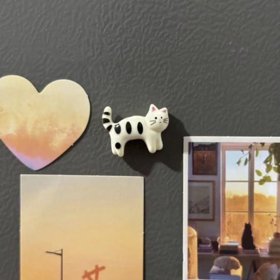 Cat Fridge Decorations 5Pcs Cartoon Refrigerator Magnet Set, Hand-painted Kitten for Whiteboard Photo Holders Locker Whiteboard, Kitchen Decoration