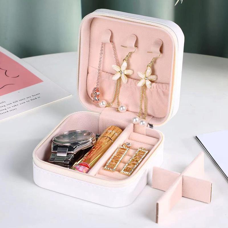 Jewelry Organizer Display Travel Jewelry Case Boxes Portable Locket Necklace Jewelry Box Leather Storage Earring Ring Holder