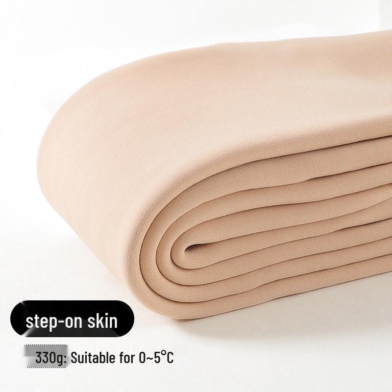 Damskie rajstopy z polarową podszewką i stopkami - Grube, Nude, Rozmiary Plus & Petite, Zimowa warstwa bazowa podkreślająca nogi.