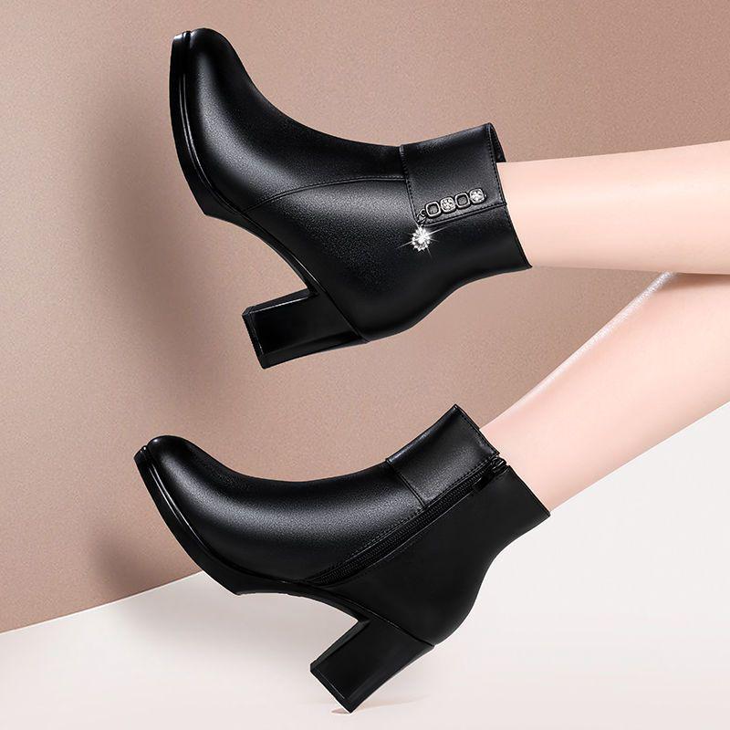 Women's 2025 Mid-Heel Black Ankle Boots, Winter Style with Plush Lining and Cotton Warmth