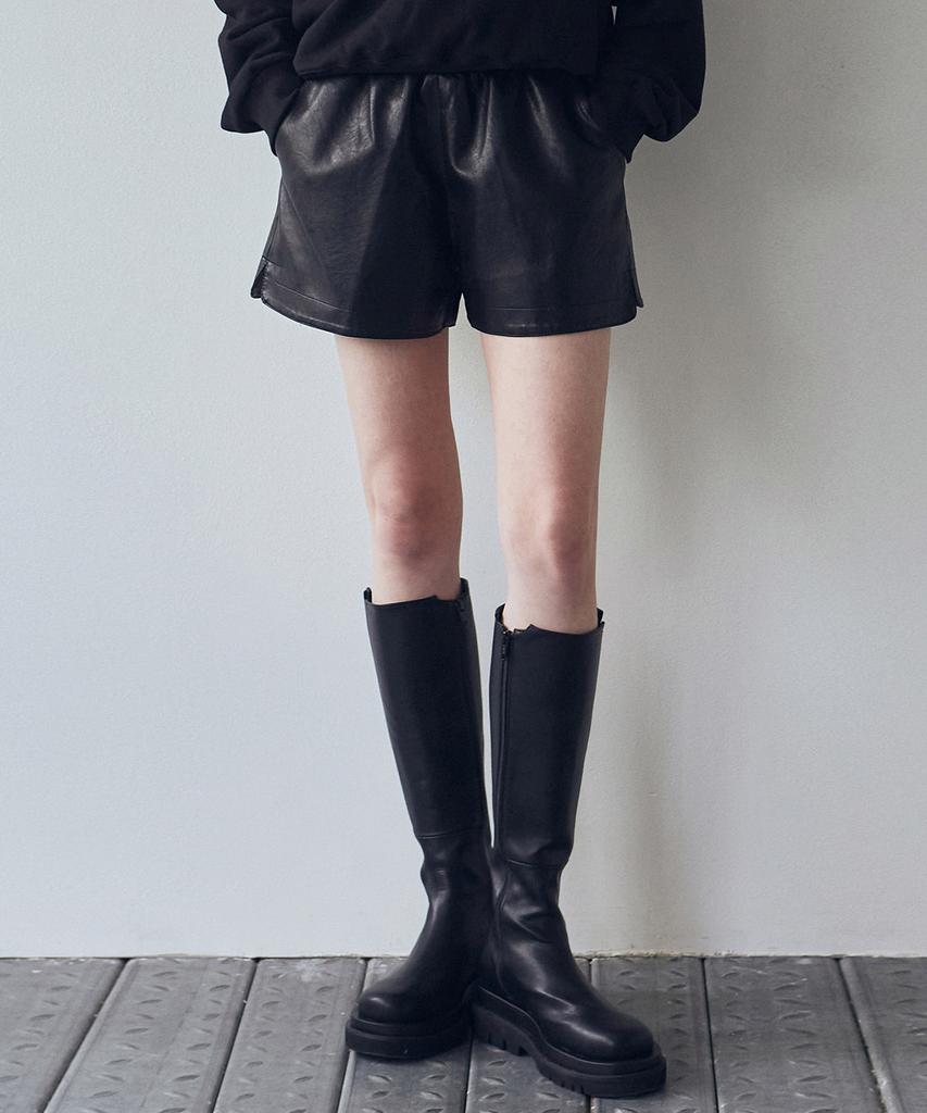 Nigaennikol Banding Leather Half Pants_Black