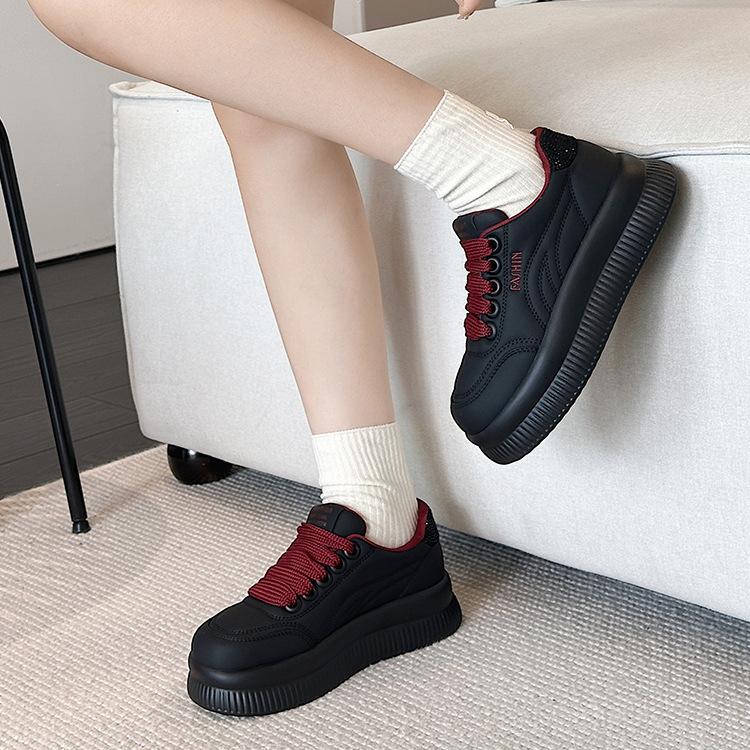 

Rhinestone bread shoes women s shoes new velvet soft leather casual board shoes platform leather white shoes 40