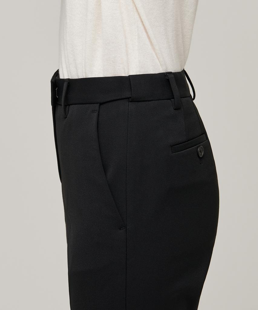MUSINSA STANDARD WOMAN Women'S Heavyweight Fleece-Lined Slim Straight Hidden Elastic Waist Slacks [Black]