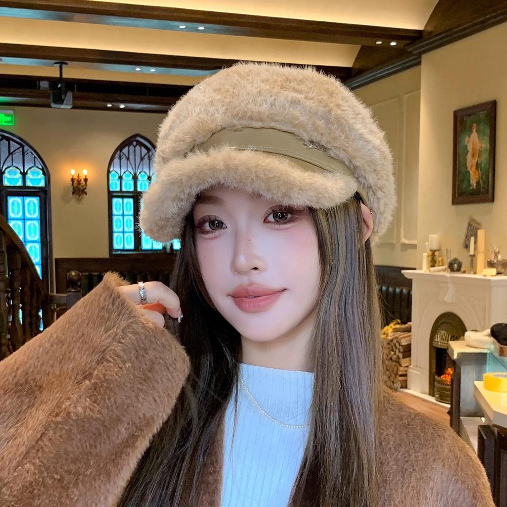 Vintage British Style Lamb Octagonal Hat Women's Autumn and Winter Plush Thickened Thermal Beret Women's Warm Ear Protection Hat for Autumn and Winter