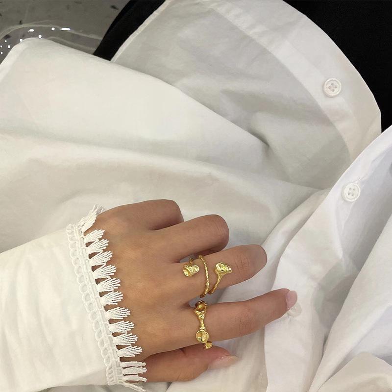 Versatile And Fashionable Copper Ring With Geometric Moon Surface Design Women For