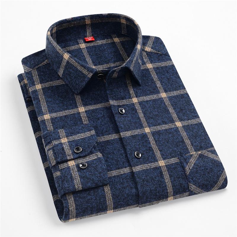 Men's Trendy Plaid Slim Fit Long Sleeve Shirt - Comfortable & Casual.