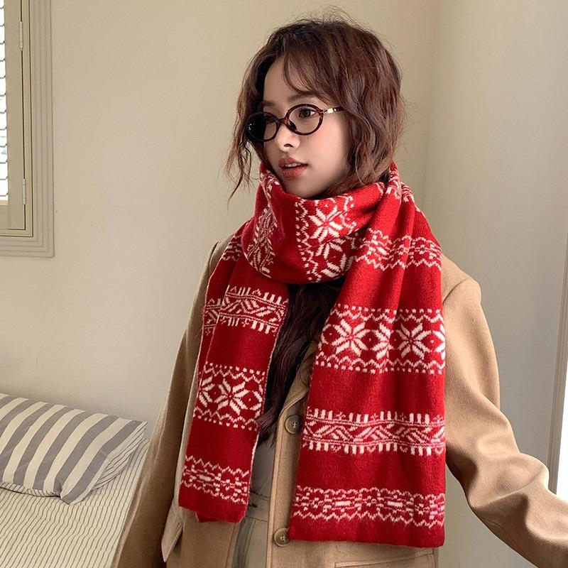 Red knitted scarf women's autumn and winter atmosphere sense versatile thickened warm Christmas gift scarf shawl