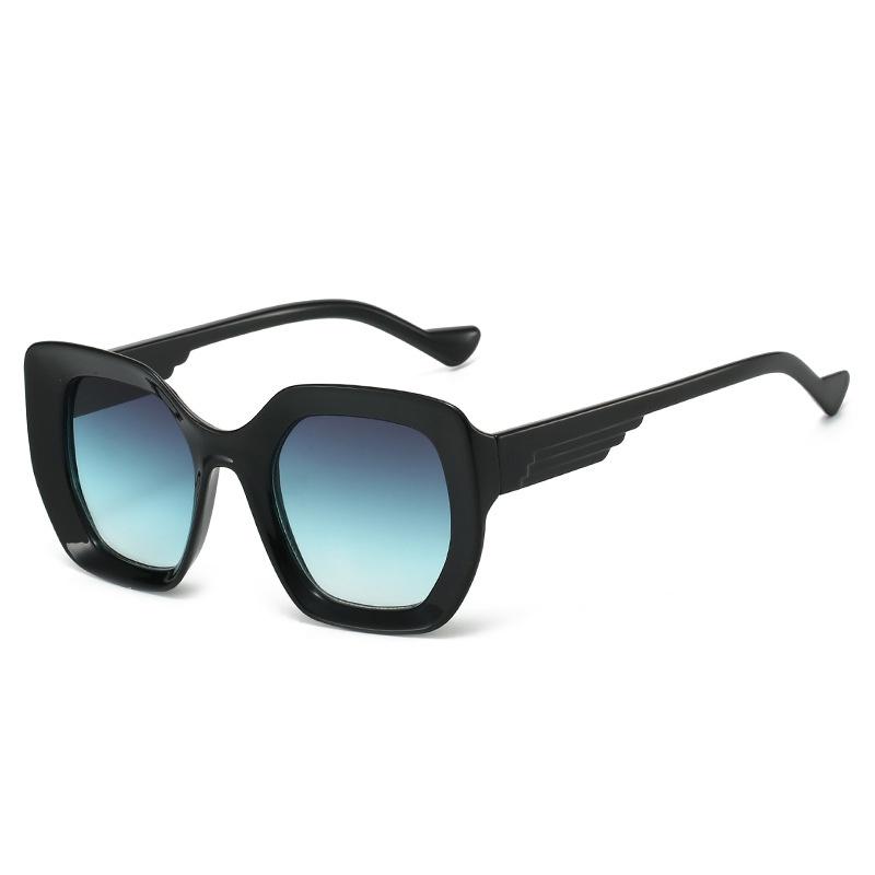 Nouveaux Lunettes de Soleil Carrées Dégradé Écaille de Tortue Rétro pour Femmes Marque de Luxe Monture Personnalité Protection UV400