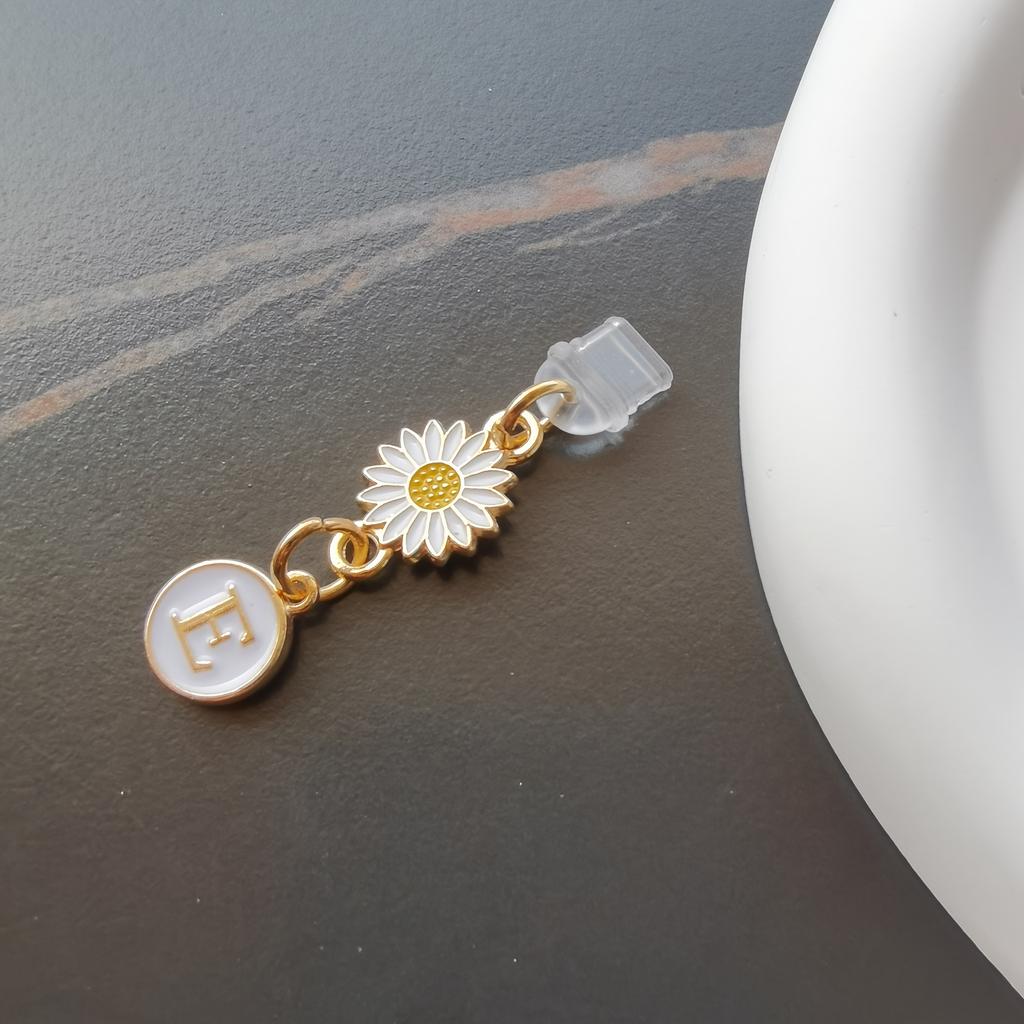 1 szt. Kreatywny stokrotka/słonecznik litera zatyczka przeciwkurzowa do telefonu komórkowego/europejskie i amerykańskie 26 wielkich liter A-Z zawieszka do telefonu komórkowego