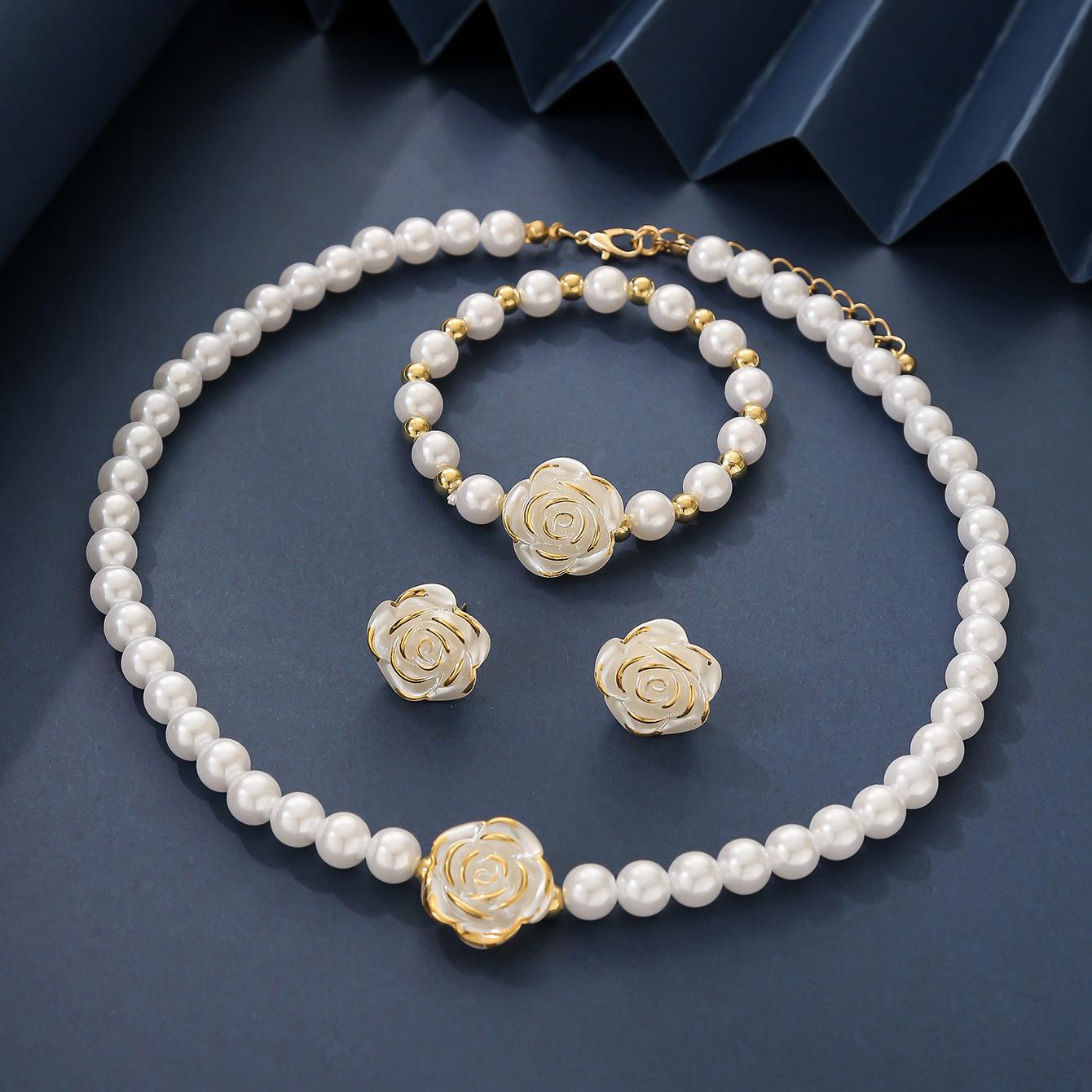 

3pcs Set Retro Charm Camellia Flower 6-6.5mm Flawless Pearl Necklace Earrings Bracelet Jewelry Sets for Women Mother s Day Gift