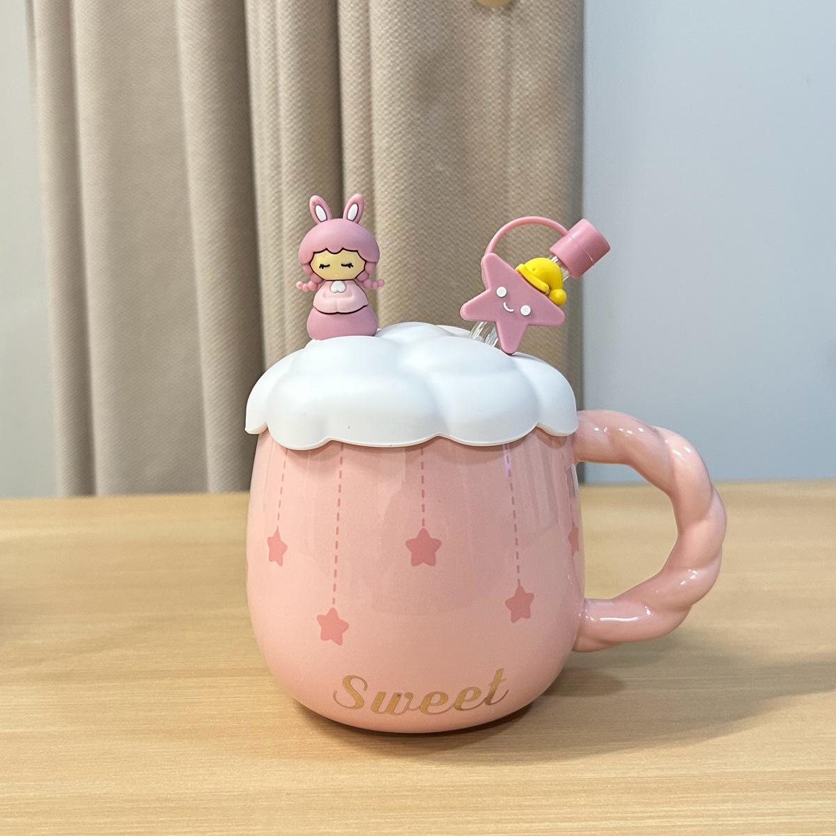 

Керамическая кружка для девочки, большая емкость, с крышкой и ложкой, кружка «пузатик», чашка для питья воды, практичный подарок на день рождения для девочек 450ml