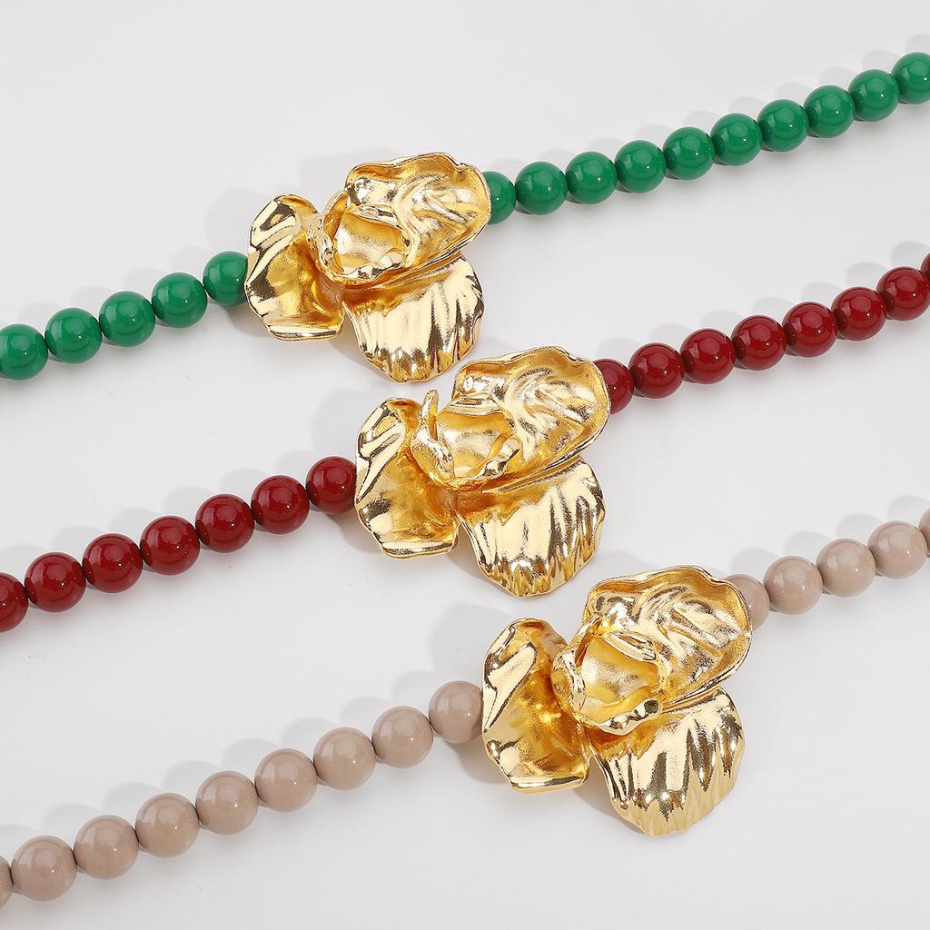 Tooxika Exaggerated Personality Flower Pendant Necklace Women Sweet Atmosphere Multi-coloured Beaded Necklace