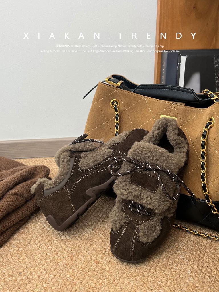 2025 Will Increase the Height In the Winter, New German Training Shoes, Women's Shoes, Velvet Cotton Forrest Gump Shoes, Fashionable and Versatile W