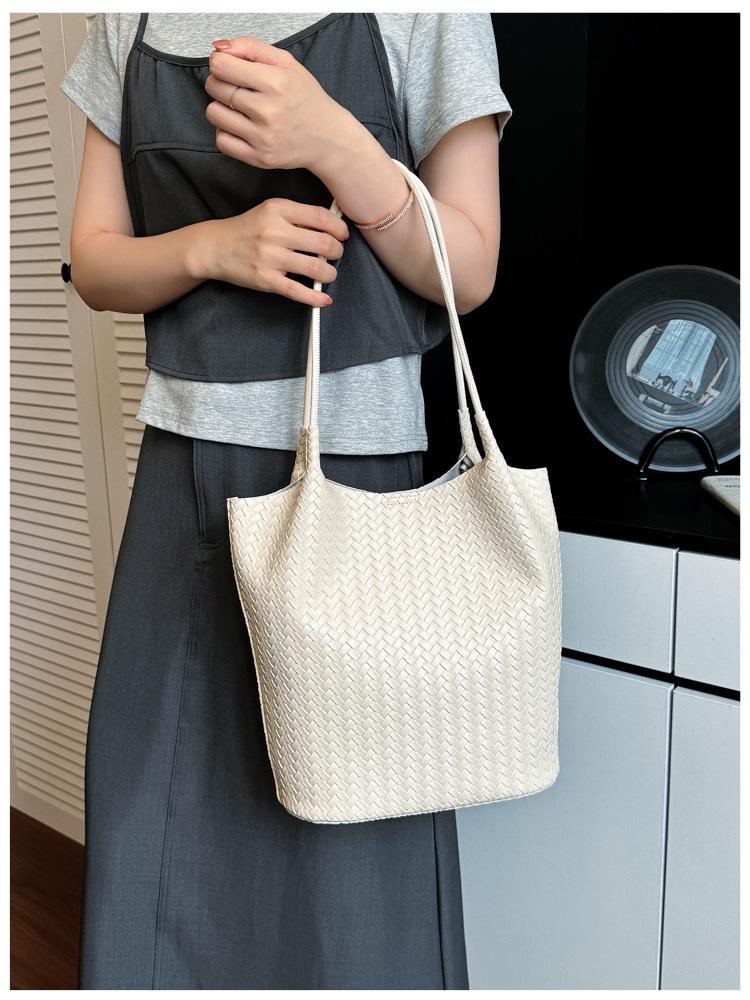 Women's 2026 Fashion Woven Tote Bag - Versatile, High-End, Large Capacity Shoulder Handbag