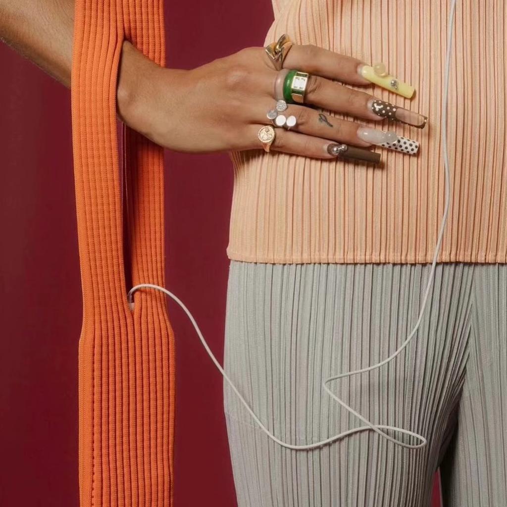 2025 Kreative Herbst/Winter Strick Handy Tasche Handgelenkschlaufe Einzelne Schulter Handy Mini Tasche