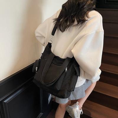 Large Capacity Bag Fashion Trend Casual Texture Shoulder Messenger Bag 2025 Autumn New Women's Tote Bag