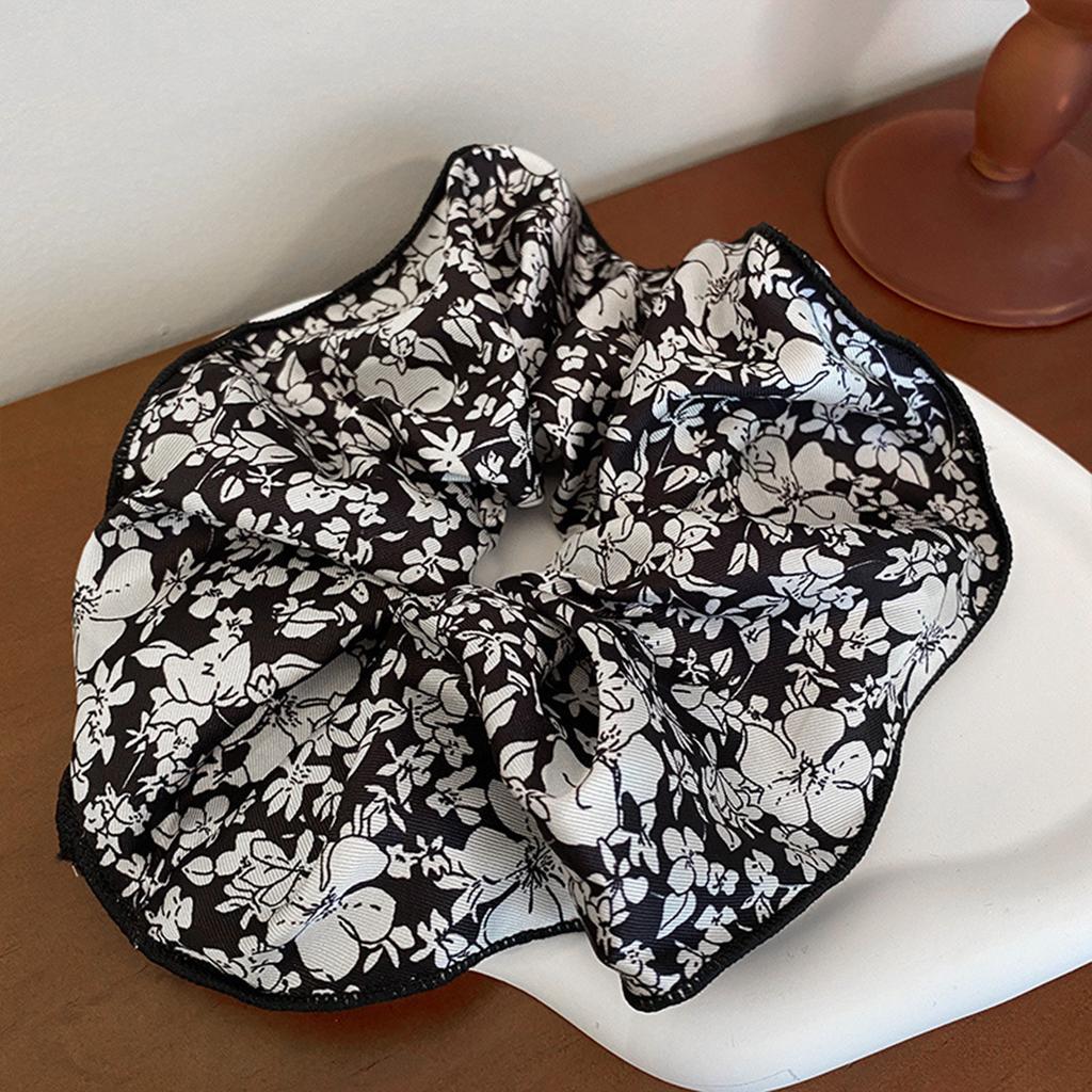 Korean Woman Big Elegant Black White Printed Elastic Hair Band Scrunchies Hair Ties Ladies Ponytail Holder Hair Accessories