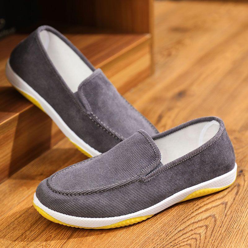 Fashion Casual Shoes for Men Lightweight Sports Slip-on Sneakers Leisure Vulcanize Classic Original Luxury Sale Adults New In Man Shoe