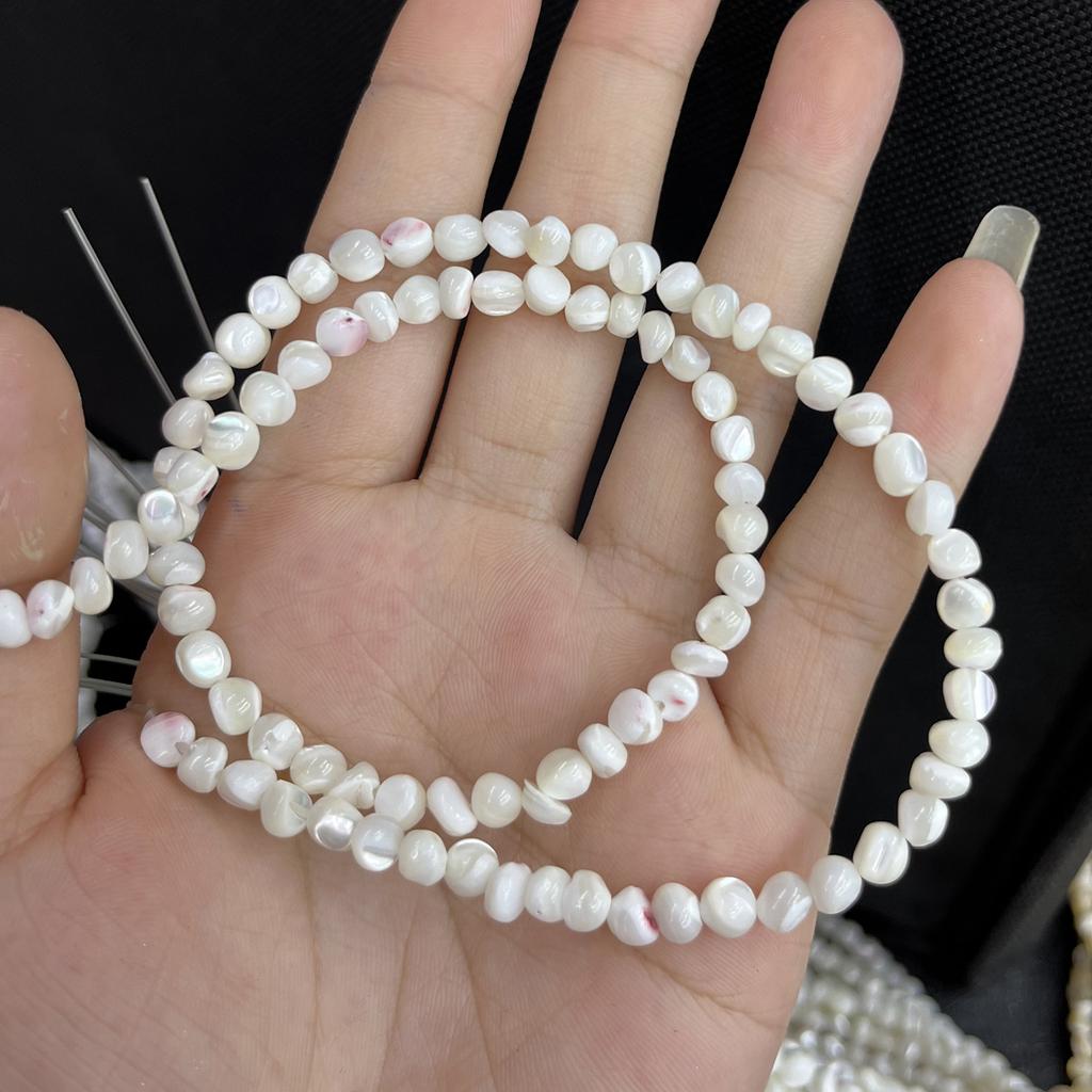1String, Natural Shell Beads 5-6mm, Boho Style Irregular Chip Loose Spacer Beads for DIY Bracelet & Necklace Accessories Jewelry Making Supplies 38cm