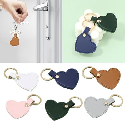 Set de 6 Llaveros Coloridos en Forma de Corazón Colgante de Cuero con Forma de Corazón Llaveros Elegantes Accesorio para Bolso Encanto Chic para Mochila