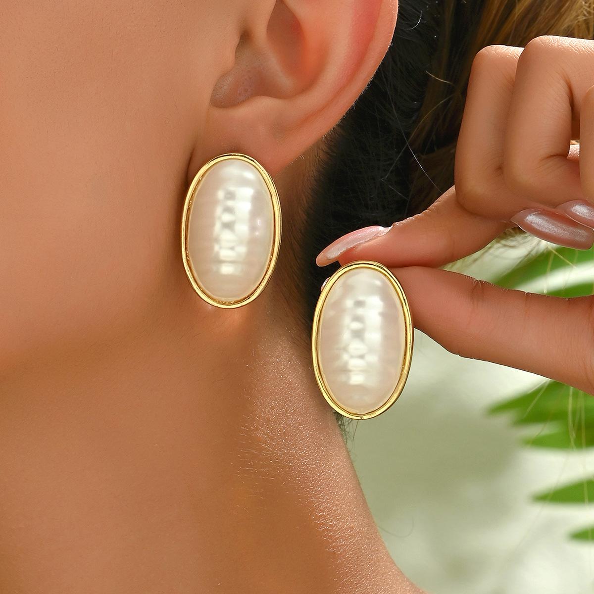 

Новые женские серьги, персонализированный дизайн с бриллиантами и жемчугом, нишевые серьги-пусеты, универсальные серьги высокого класса