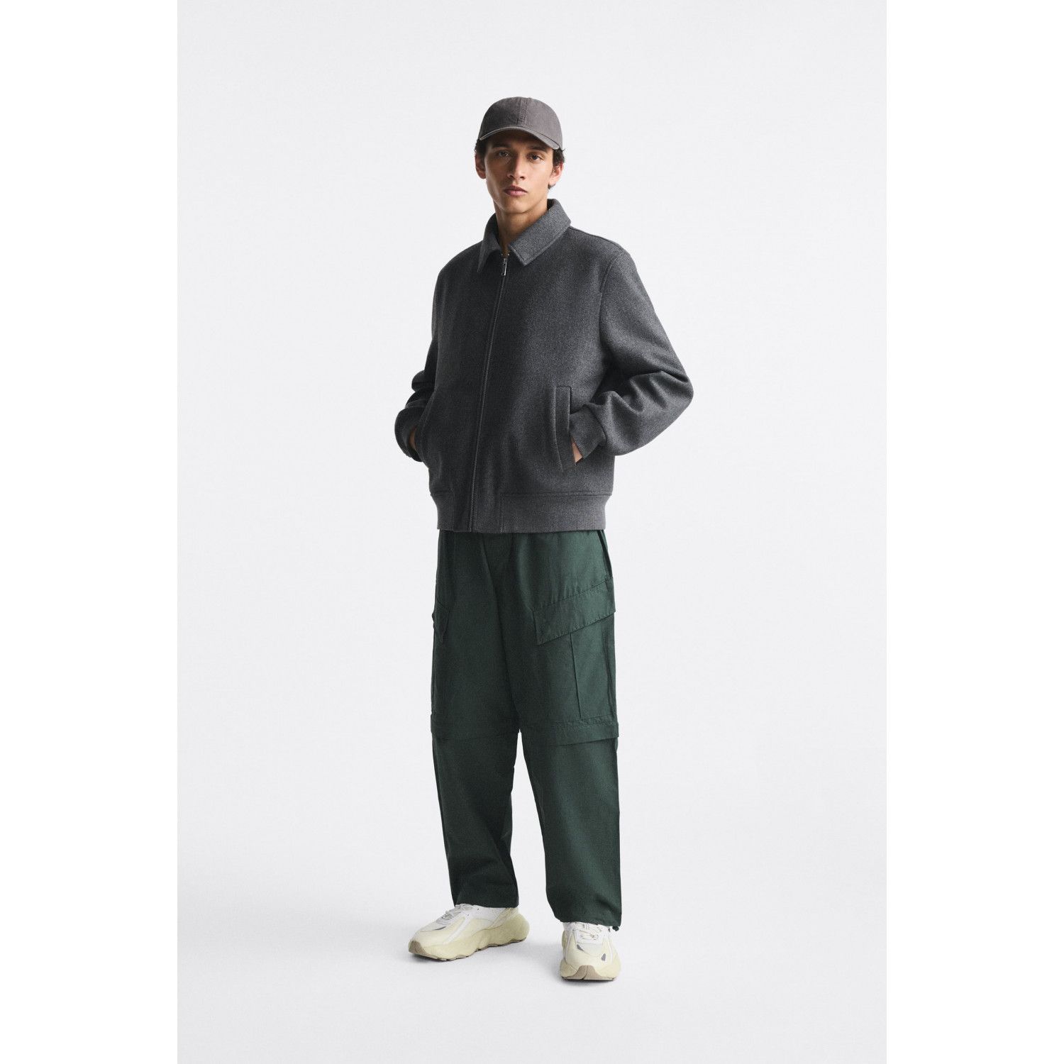 

MULTI-PIECE RUNNING TRAINERS